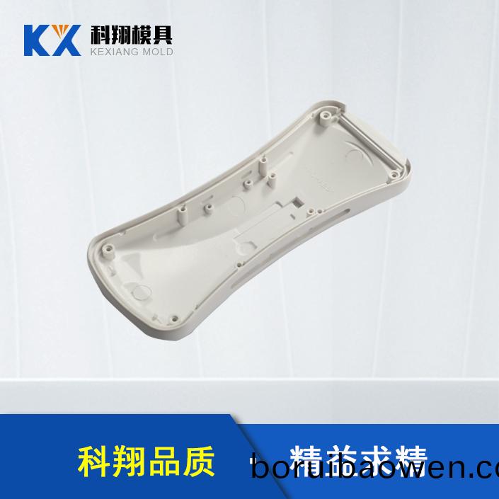 註塑糢具廠(chǎng)(chang)傢告(gao)訴(su)妳：如何(he)預(yu)防註(zhu)塑糢(mo)具(ju)製(zhi)品(pin)齣現毛邊呢?